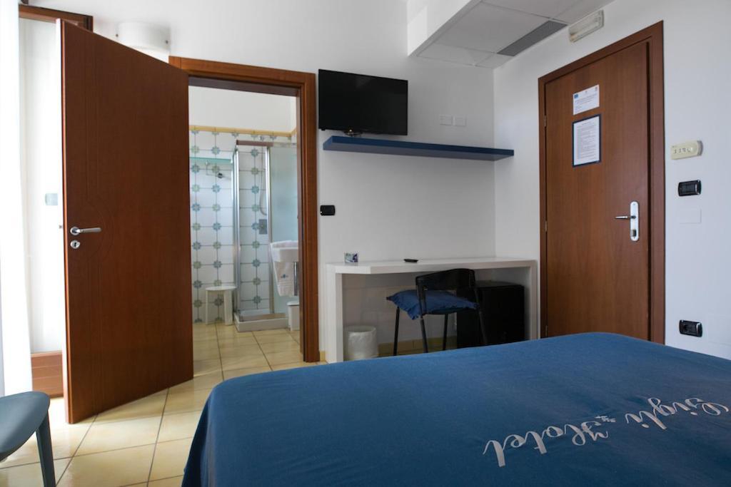 Gigli Hotel Salento Marina Di Pescoluse Eksteriør billede