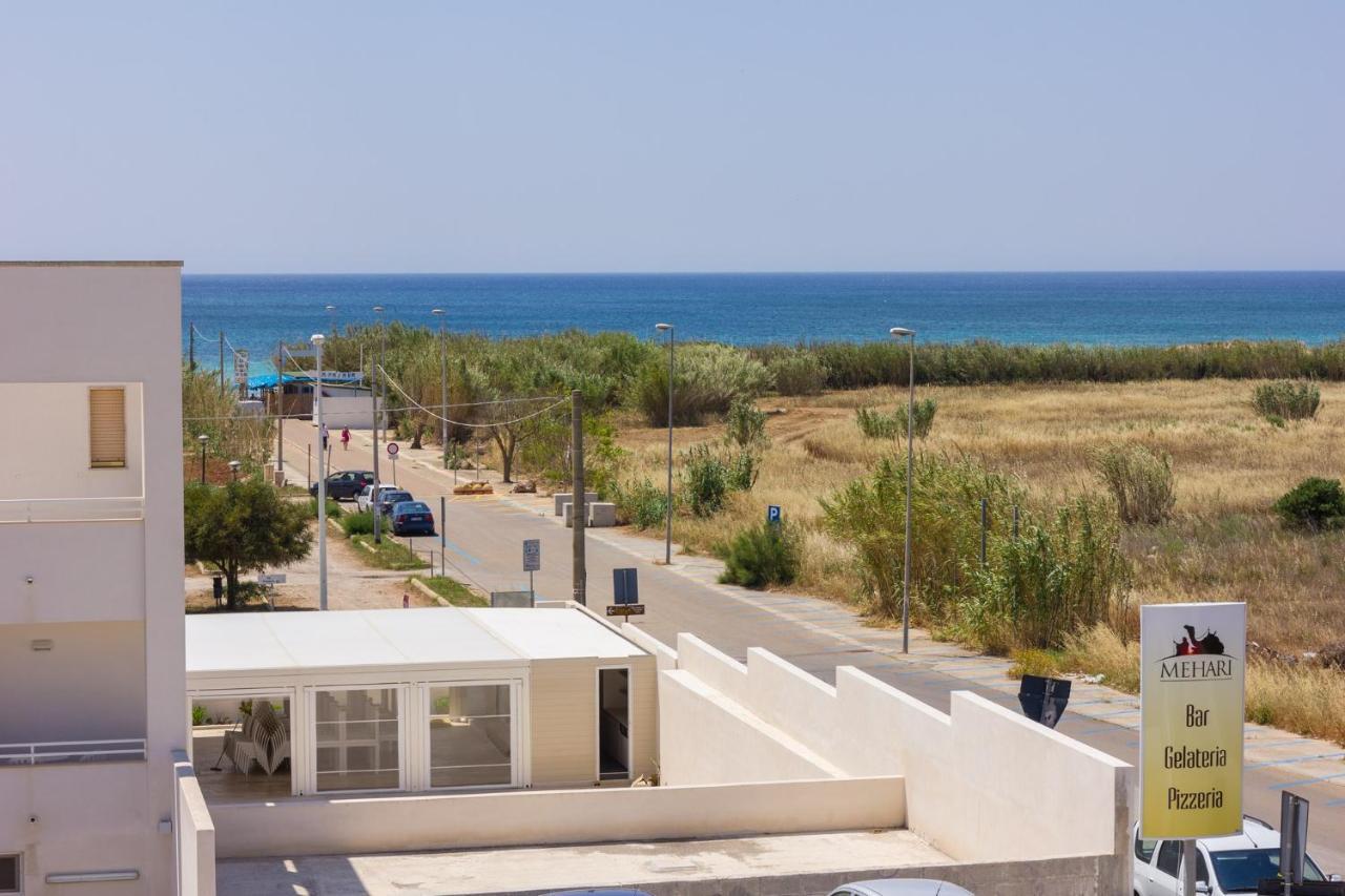 Gigli Hotel Salento Marina Di Pescoluse Eksteriør billede